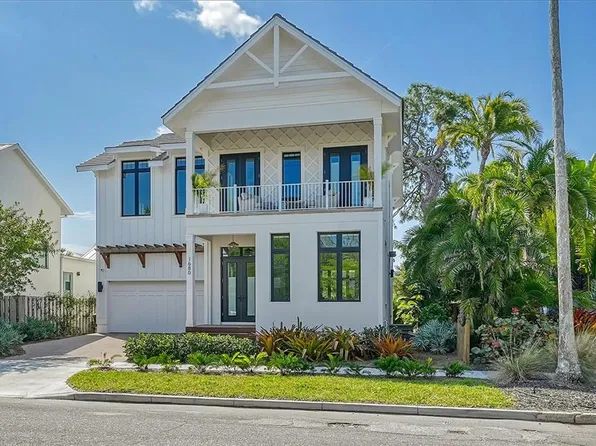1680 Oak St, Sarasota, FL 34236