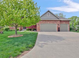 1731 E Tanner Trl, Valley Center, KS 67147