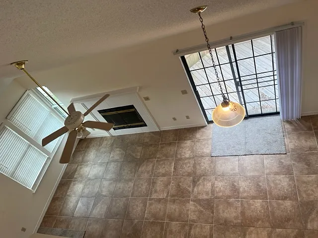 1100 Crosswinds Lndg #22 — Photo 3