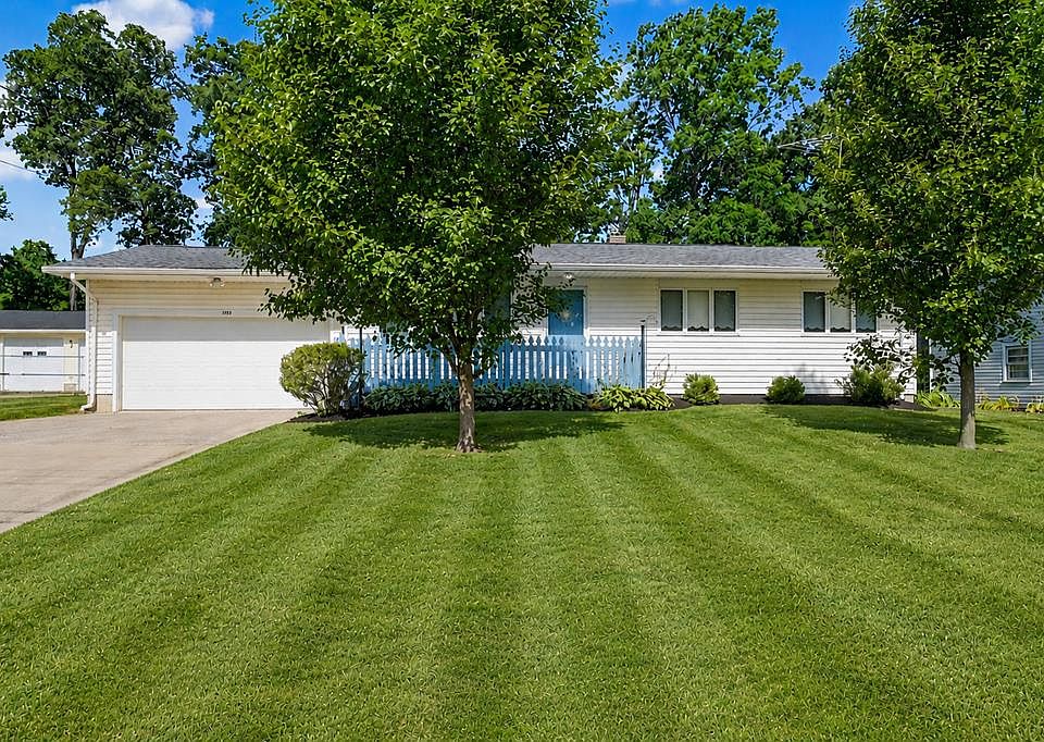 1st image of 1193 Crestwood Dr