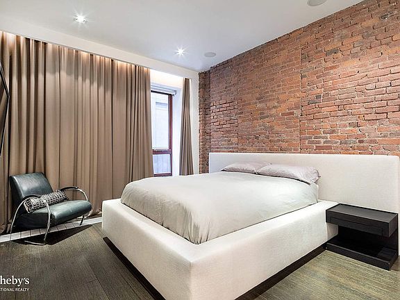 5th image of 497 Greenwich St #2B