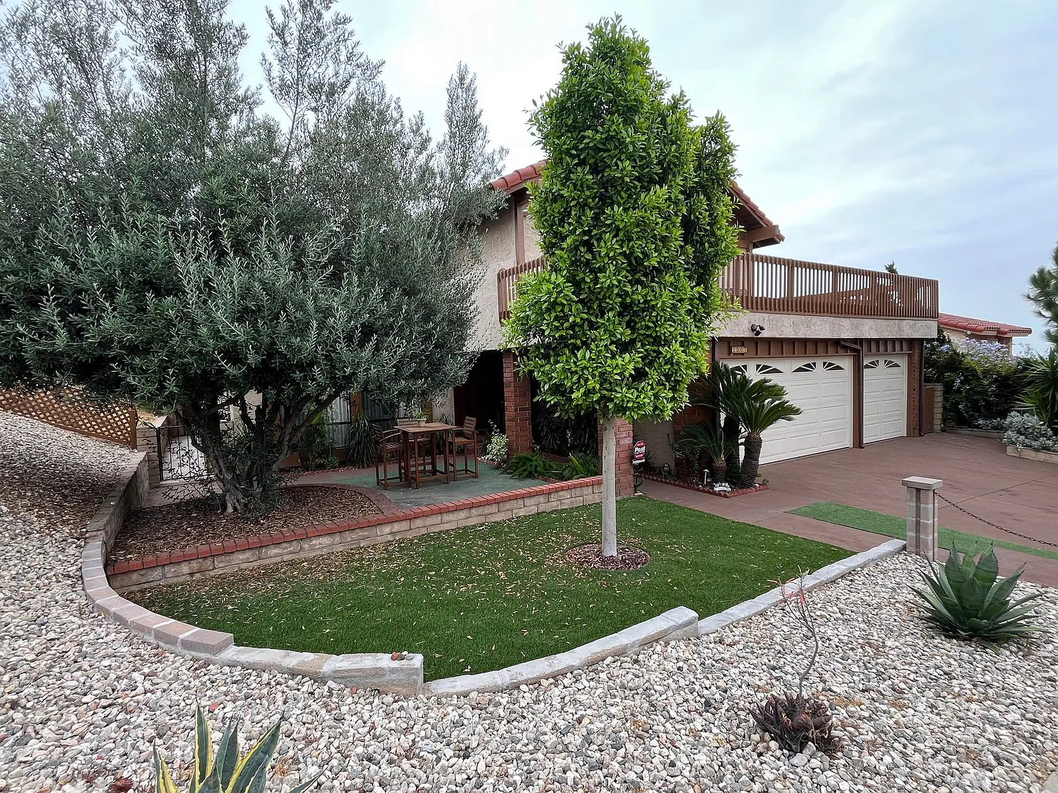 4 bed, 2445 sqft, $4,950 — Photo 3