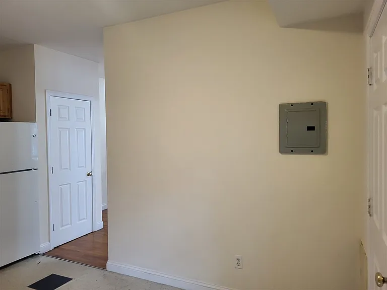 54 Greendale Rd #3L — Photo 10