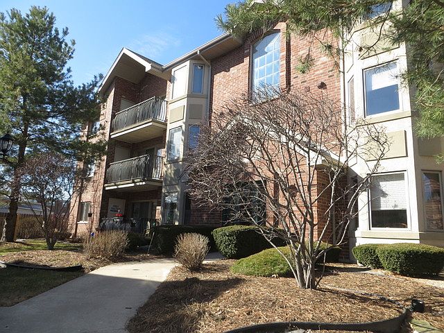 1st image of 6219 W 94th St APT 3SW