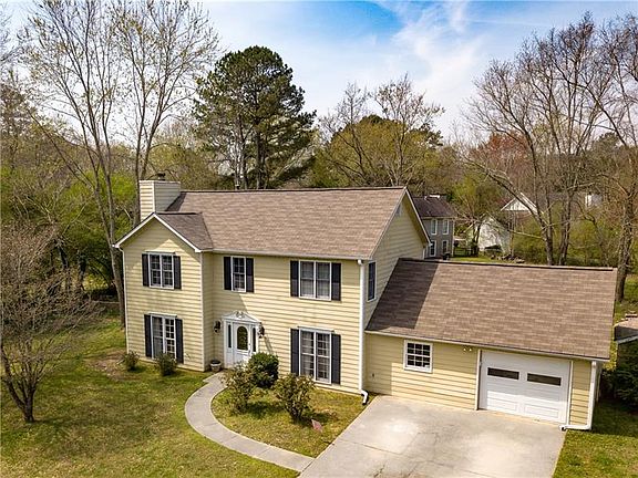 2nd image of 4951 Whitewater Dr