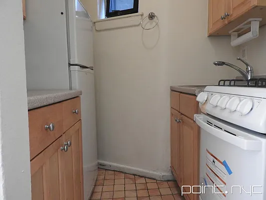 Rented by Point NYC | media 11