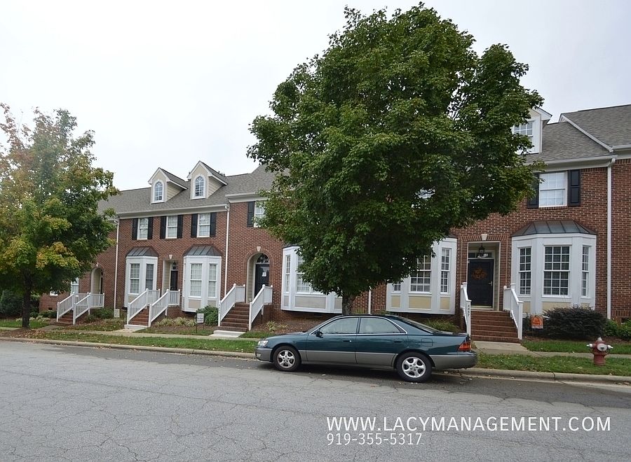1st image of 4853 Linksland Dr #1