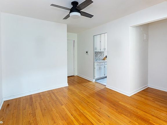 4th image of 221 E 78th St APT 6F