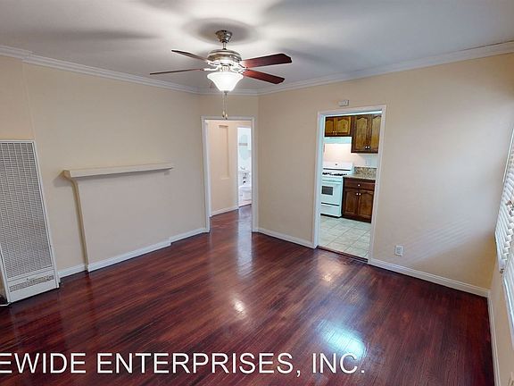 2nd image of 4128 1/2 W Adams Blvd #10400854