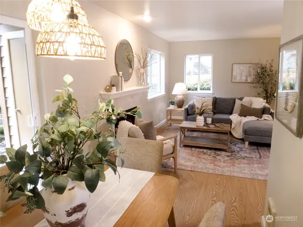 455 Newport Way NW #202, Issaquah, WA 98027