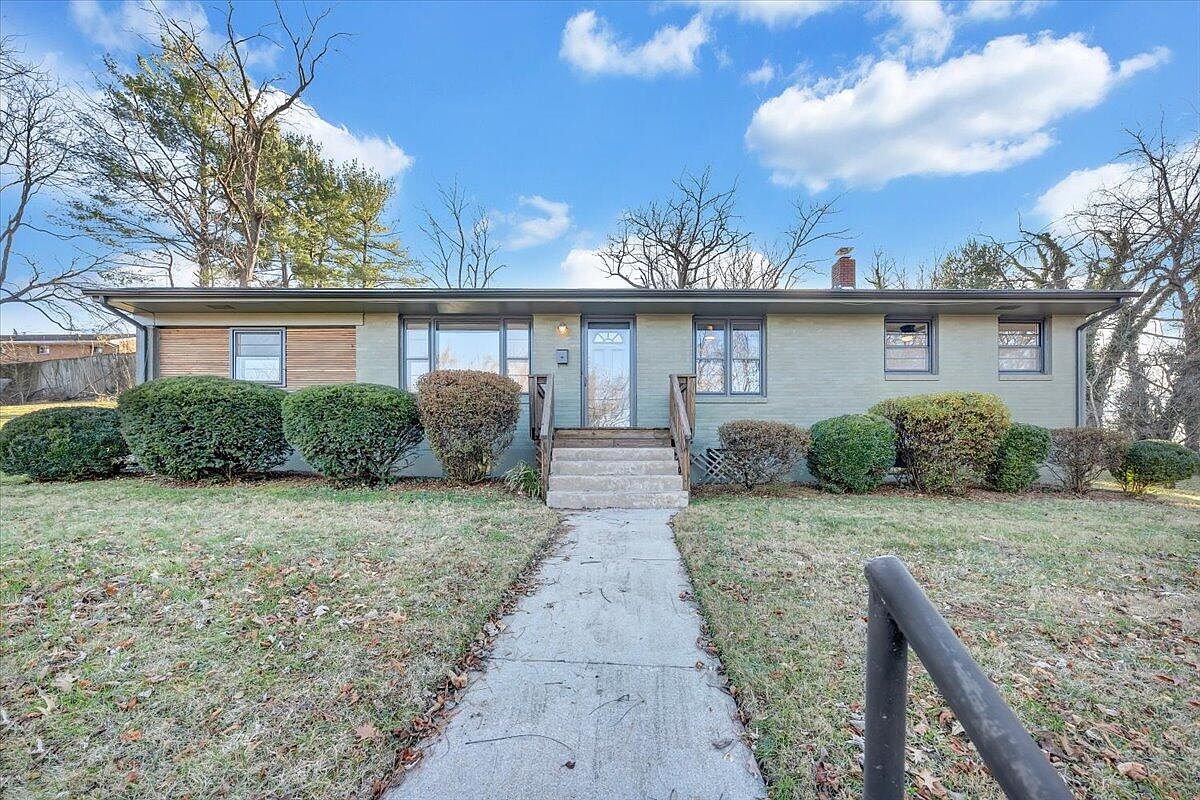 121 Crestview Ave, Vinton, VA 24179 Zillow