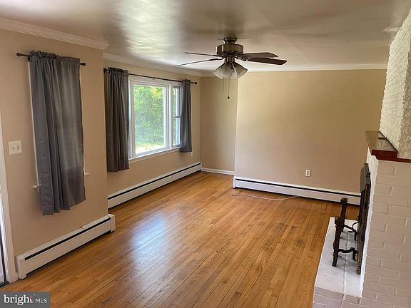4th image of 110 N Colonial Dr