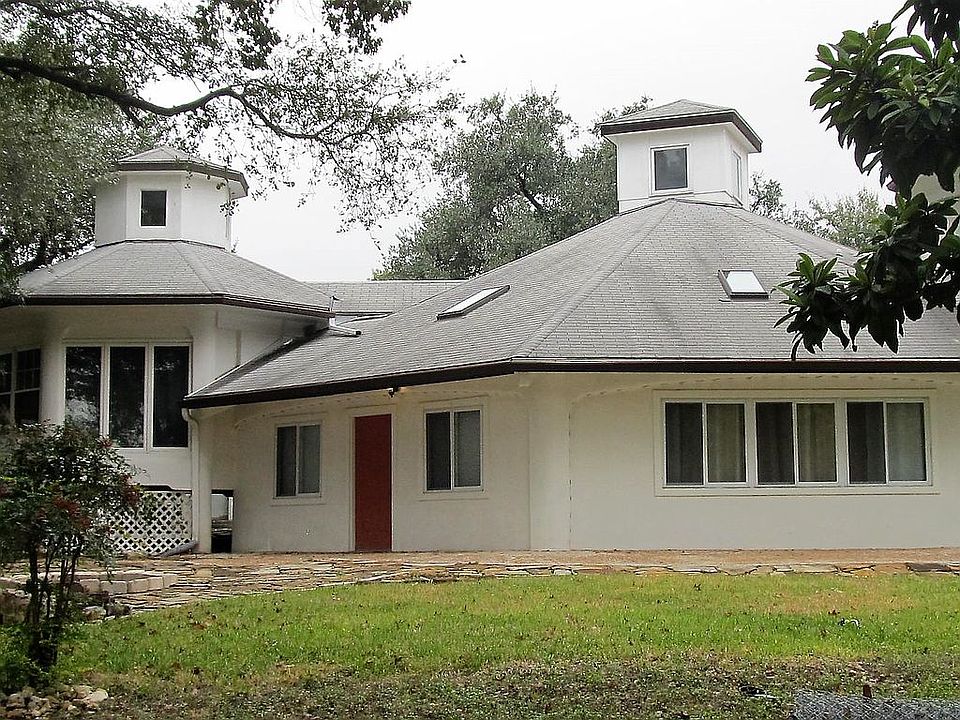 1st image of 503 Oakwood Dr
