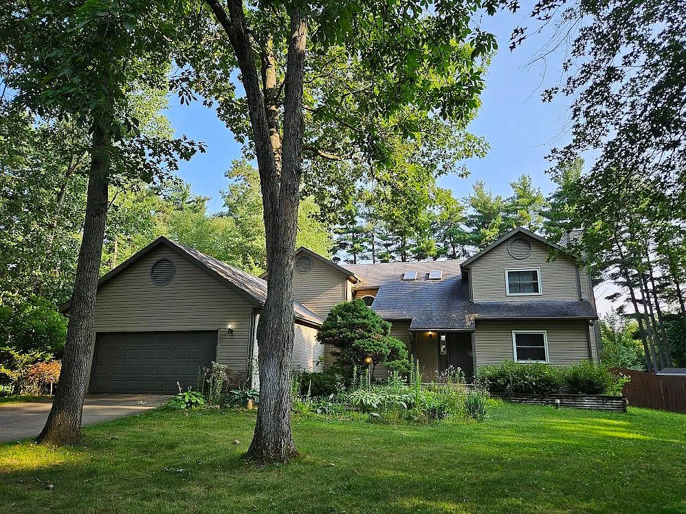 10626 Fawn Woods Ct photo 1