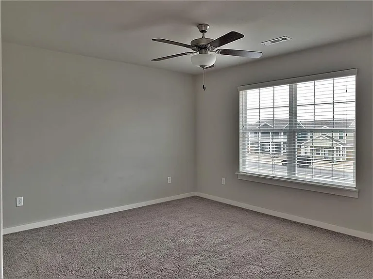 3901 Peachwood Dr — Photo 13