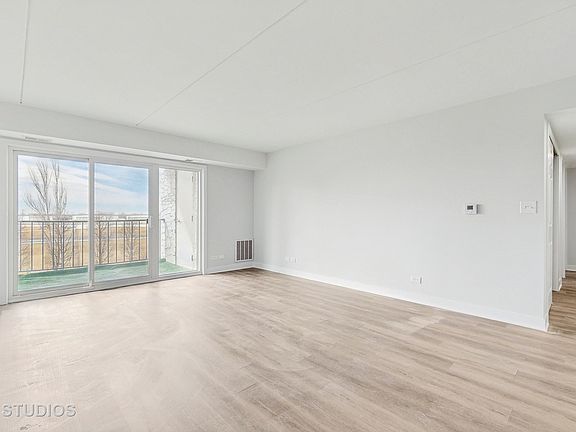 5th image of 375 Plum Creek Dr APT 310