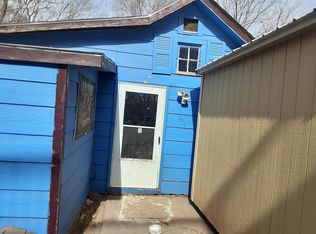 522 W 4th Ave, Hutchinson, KS 67501