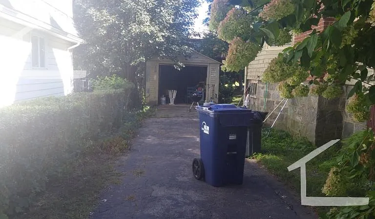 Burton St — Photo 20