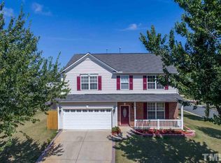 100 Touvelle Ct, Holly Springs, NC 27540