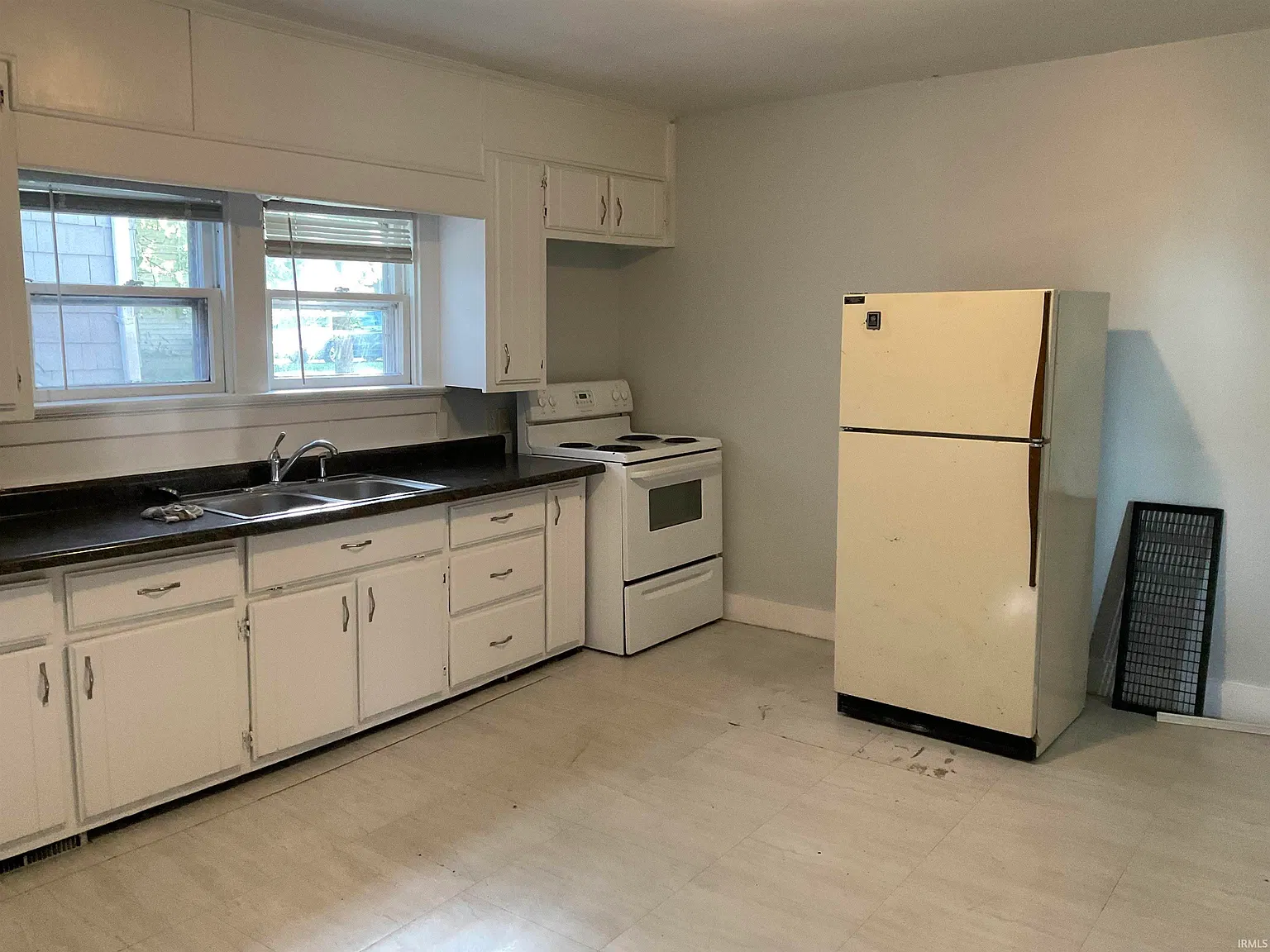 2 bed, 1.0 bath, 1158 sqft, $825 — Photo 3