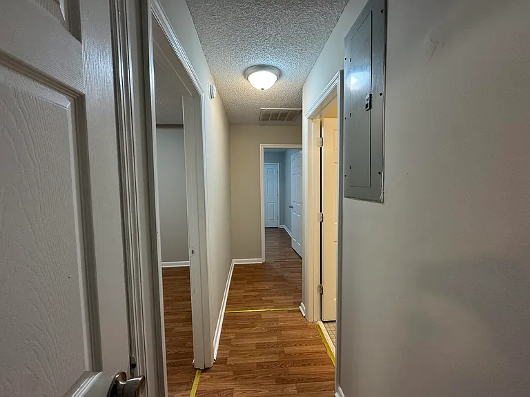 7911 Angel Ct — Photo 15