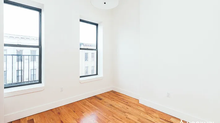 Rented by Nooklyn NYC LLC | media 7