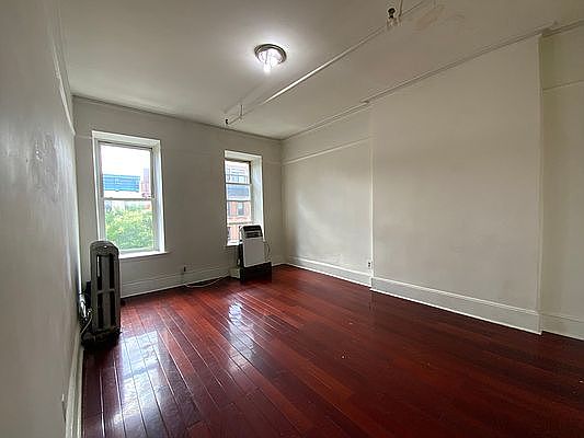 5th image of 25 W 126th St APT 6