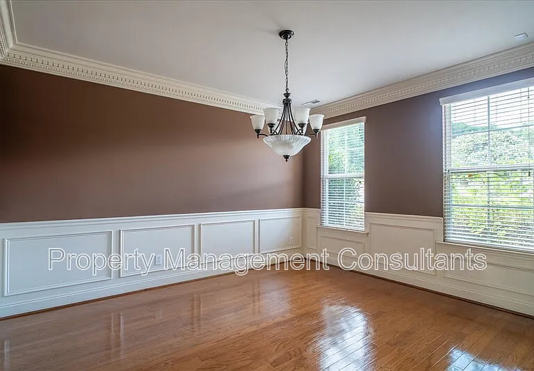 2903 Magnolia Park Dr SE — Photo 8