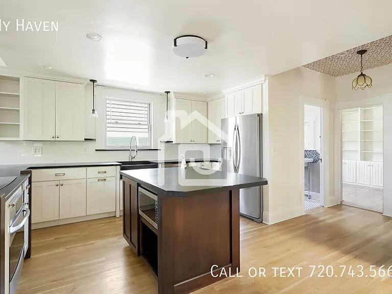 1121 S Williams St — Photo 12