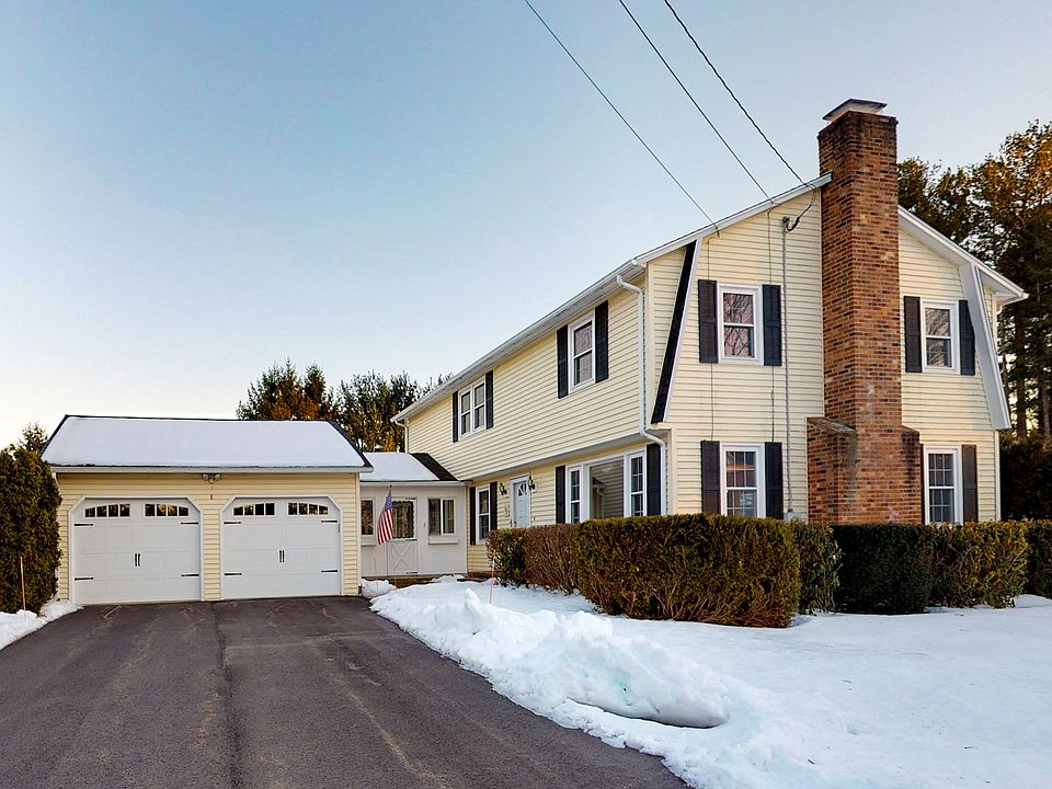 1st image of 8 Catalina Ln