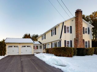 8 Catalina Ln, Nashua, NH 03064