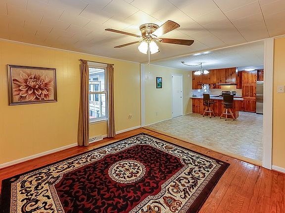 Living room to kitchen