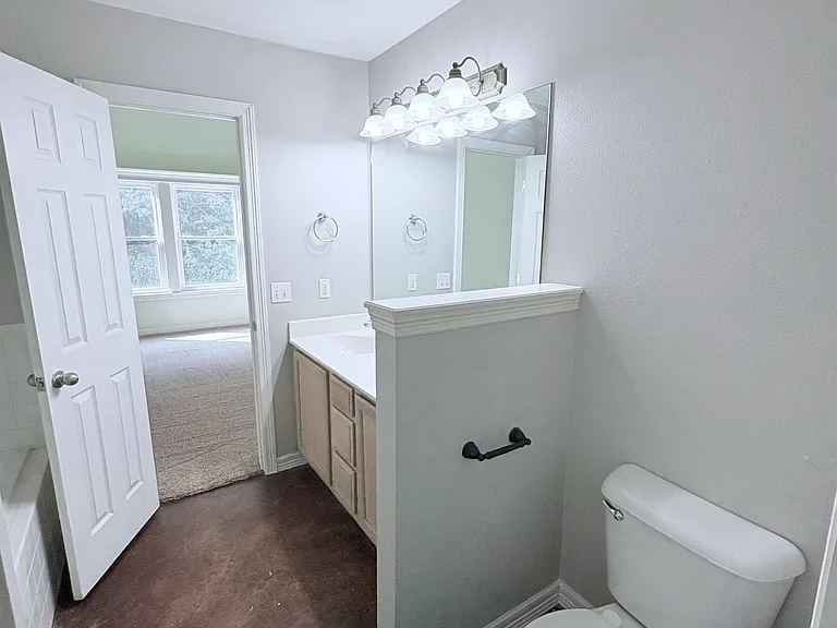 4389 E Holiday Dr — Photo 14