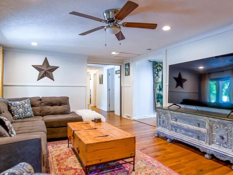 2143 Pisgah Hwy — Photo 7