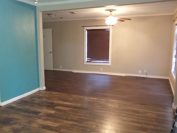 4th image of 406 Largent Ave