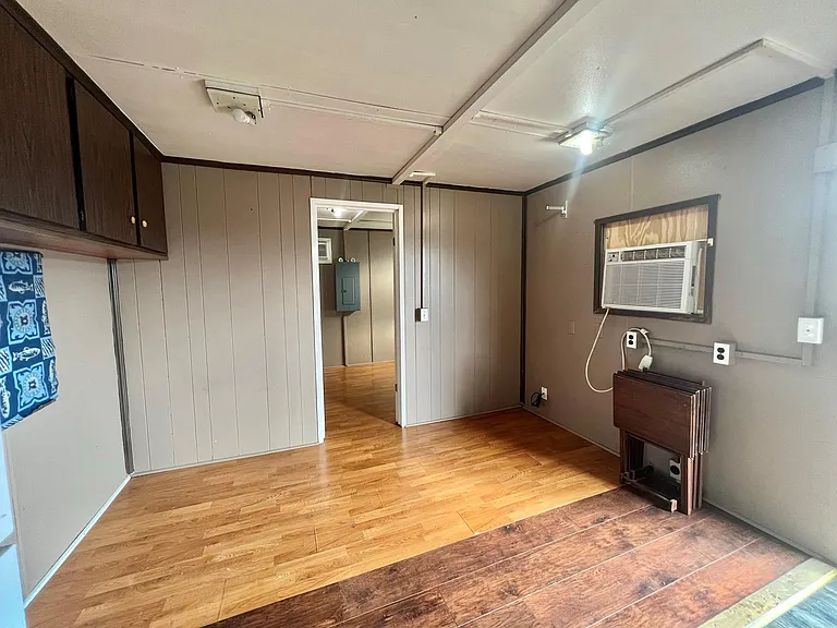 2749 Wagon Trail Rd — Photo 9