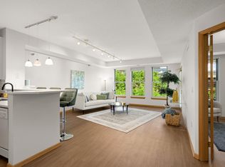 600 N 2nd St APT 405, Minneapolis, MN 55401