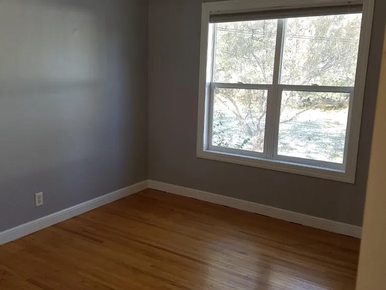 Bedroom #2 (Upstairs)