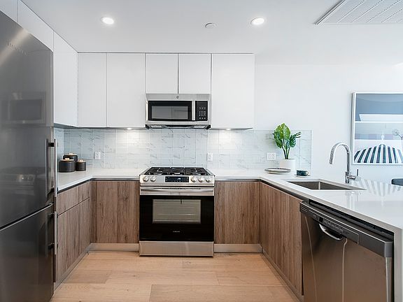 5th image of 148-33 90th Ave #704