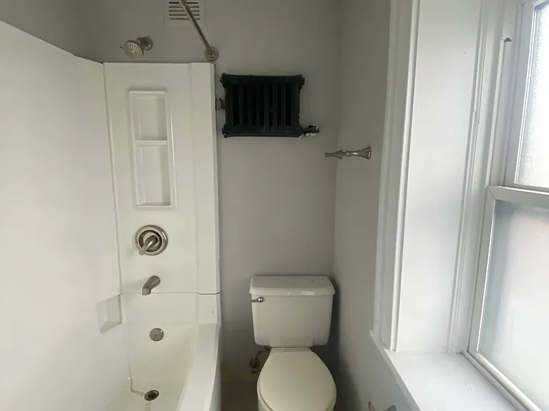 Stockbridge Apartments — Photo 8