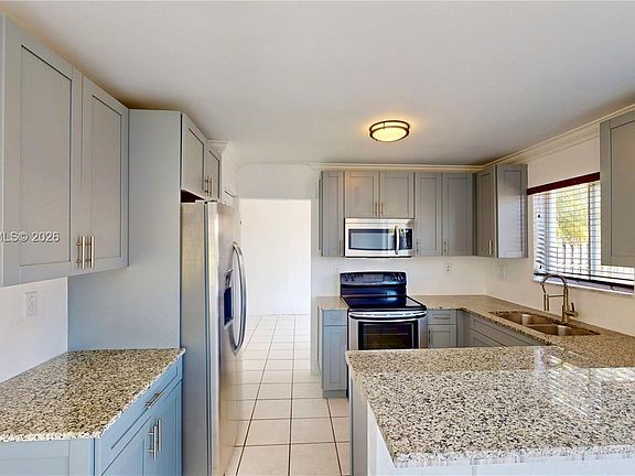 5th image of 17343 SW 142nd Pl