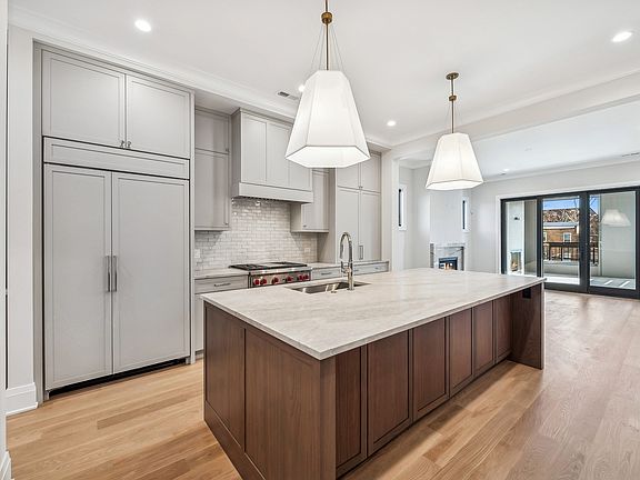 2nd image of 2745 N Bosworth Ave APT 2