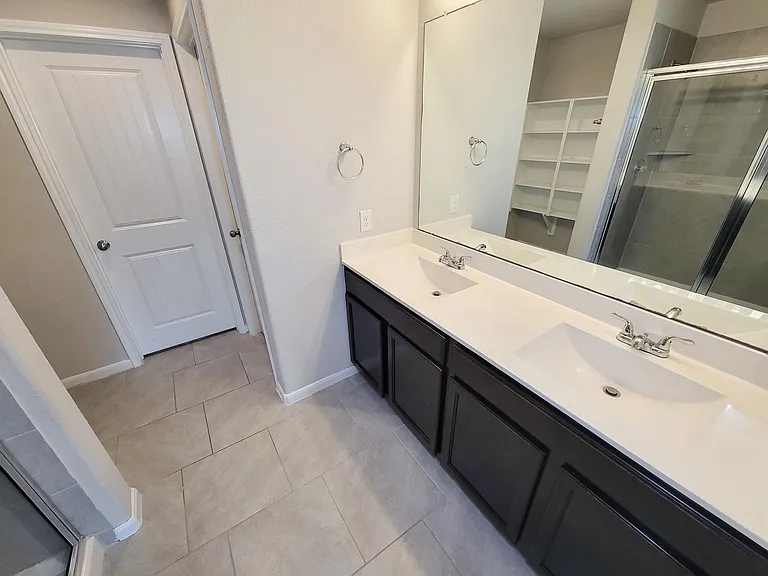 29614 Breakwater Dr — Photo 18