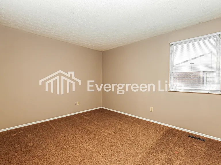 8224 Mount Charles Dr — Photo 13