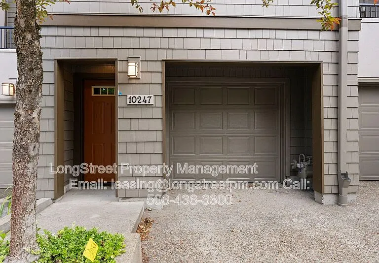 10247 NW Village Heights Dr — Photo 4