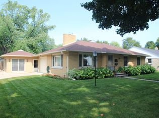 1136 Oregon St, Green Bay, WI 54303