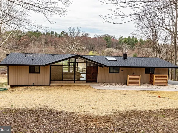 10 Yorkridge Trl, Hockessin, DE 19707