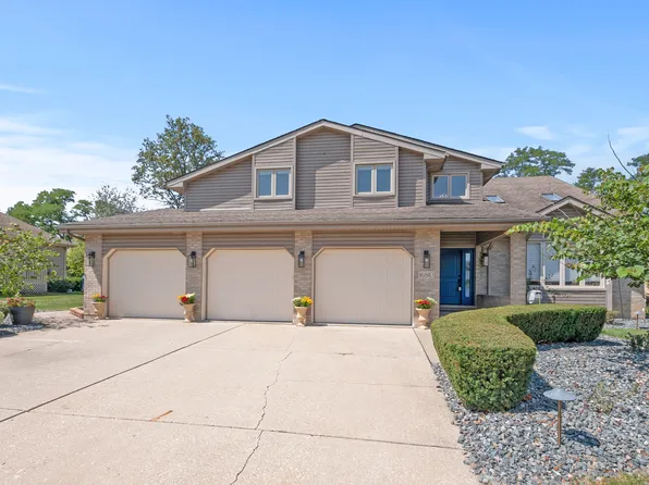 16810 S Pineview Dr, Homer Glen, IL 60491