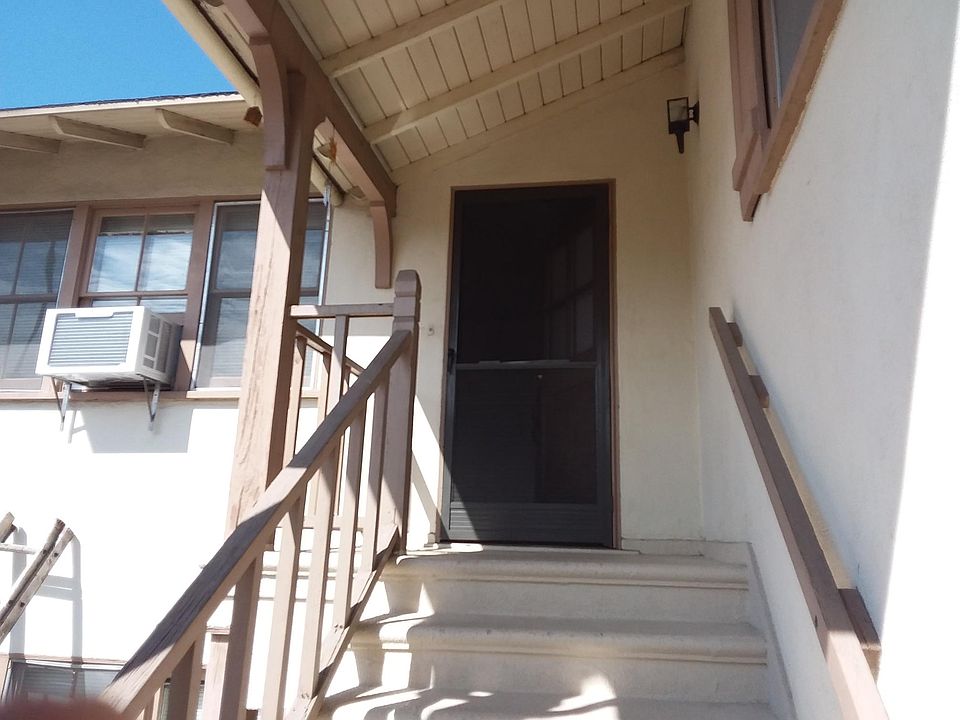 2nd image of 825 S Marengo Ave APT A