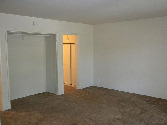 3rd image of 5275 E Las Lomas St